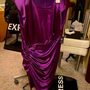 Pretty, occasion dress. Brand new with tags. No flaws.